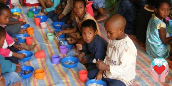bambini poveri Madagascar