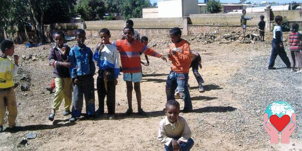 bambini poveri Eritrea
