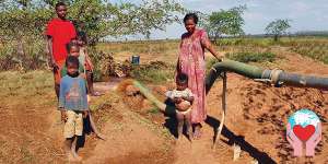 famiglia povera in Madagascar