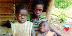 Bambini pigmei africani Congo